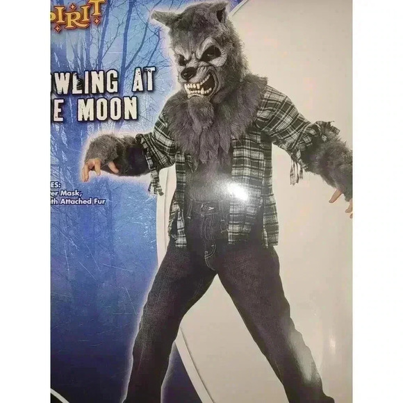 Howling at the moon costume - Picture 1 of 4